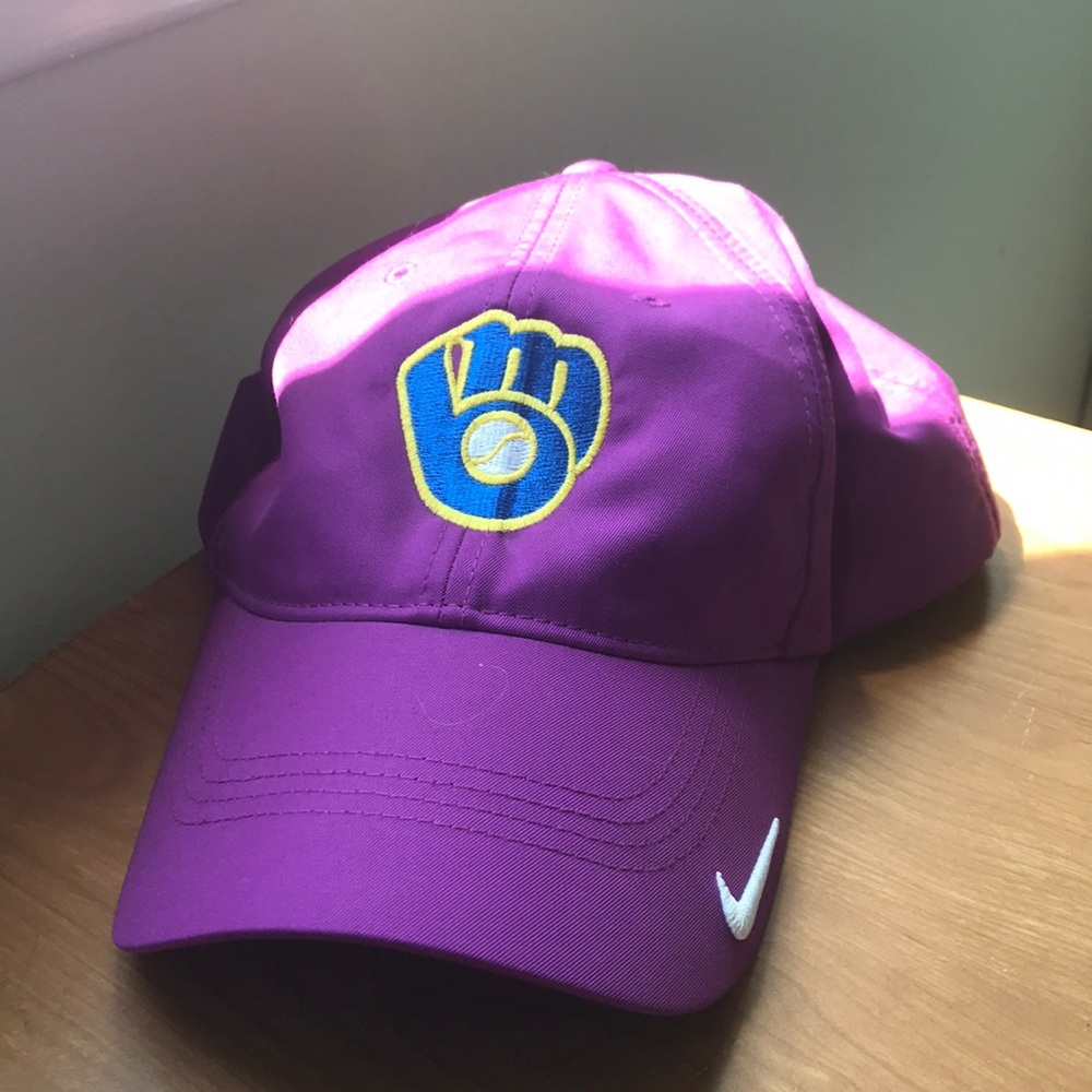 Nike Brewers Golf Hat